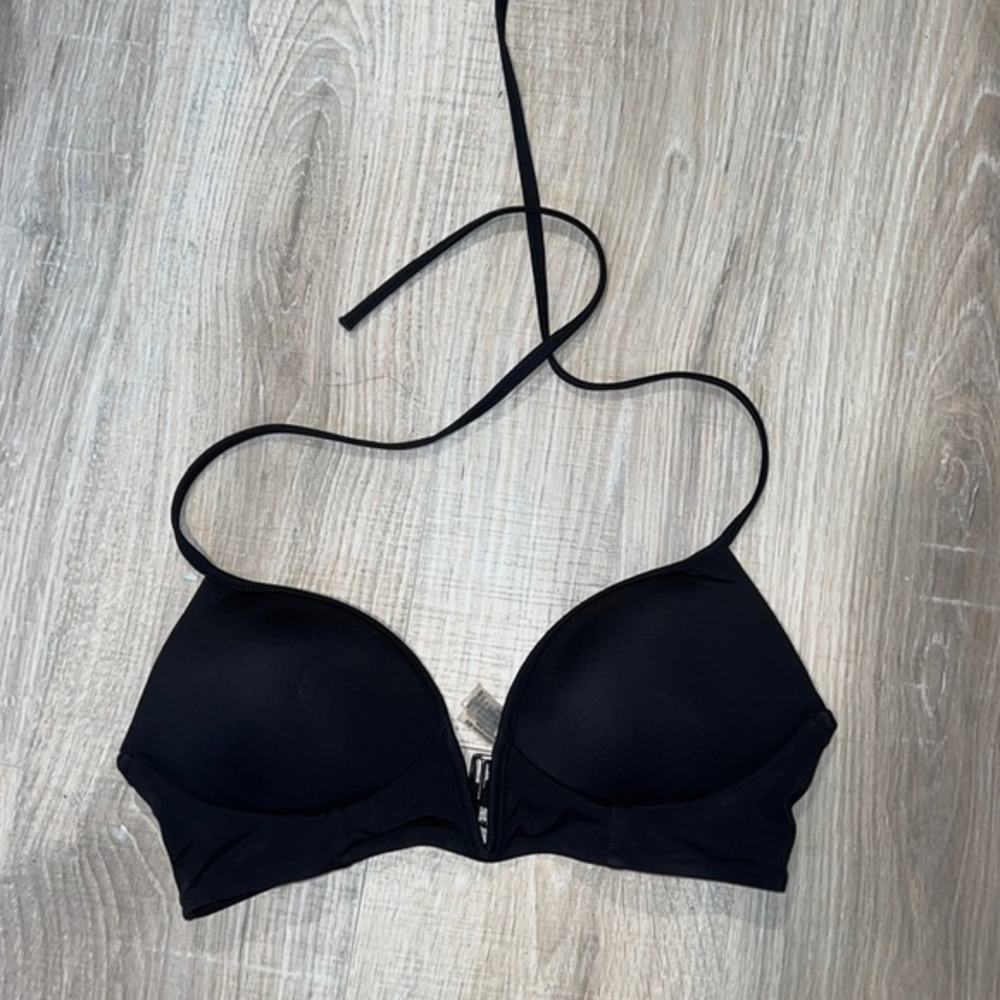 Victoria’s Secret black deep V bikini‎ top